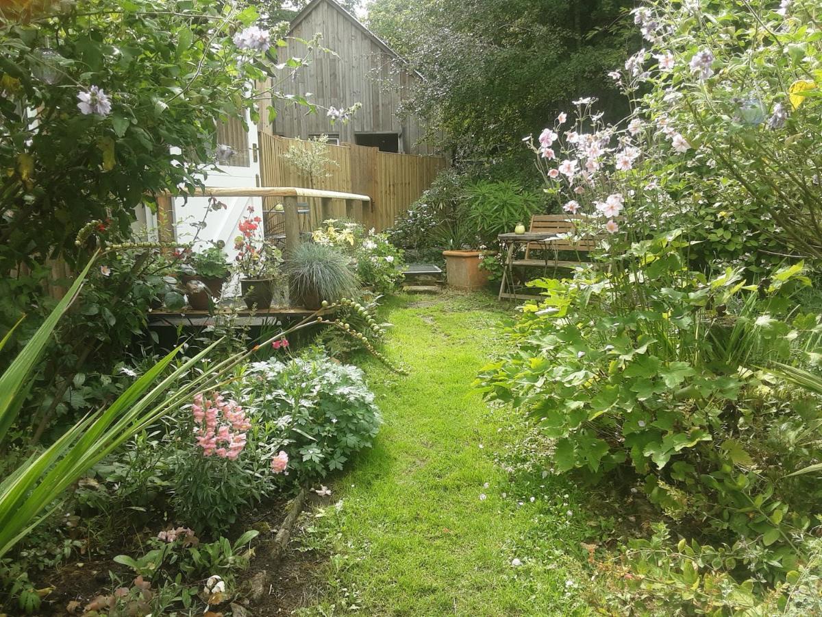 Tranquil Wood Cabin Set In A Beautiful Orchard Villa Penzance Exterior foto